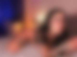 MadeleineMorales's Live Sex Cam Show