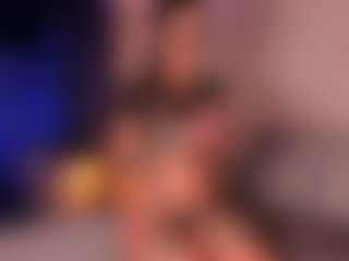 MadeleineMorales's Live Sex Cam Show