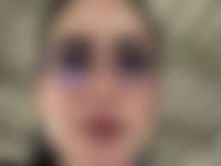 MadeleineMorales's Live Sex Cam Show