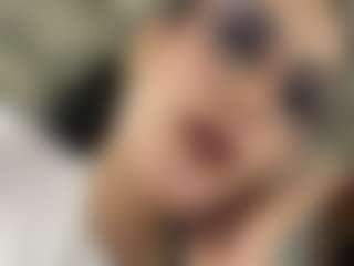 MadeleineMorales's Live Sex Cam Show