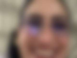 MadeleineMorales's Live Sex Cam Show