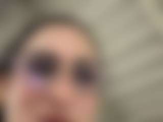MadeleineMorales's Live Sex Cam Show