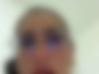 MadeleineMorales's Live Sex Cam Show