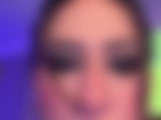 MadeleineMorales's Live Sex Cam Show