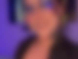 MadeleineMorales's Live Sex Cam Show