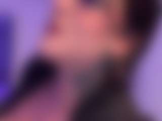 MadeleineMorales's Live Sex Cam Show