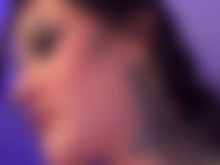 MadeleineMorales's Live Sex Cam Show