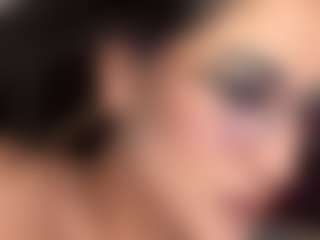 MadeleineMorales's Live Sex Cam Show