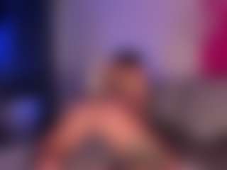 MadeleineMorales's Live Sex Cam Show