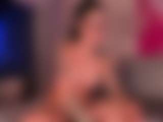 MadeleineMorales's Live Sex Cam Show