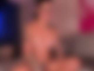 Live cam show with MadeleineMorales - Fucking on Camsoda