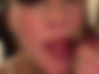 MadeleineMorales's Live Sex Cam Show