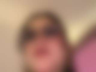 MadeleineMorales's Live Sex Cam Show