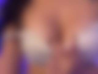 MadeleineMorales's Live Sex Cam Show