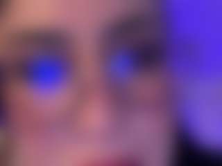 MadeleineMorales's Live Sex Cam Show