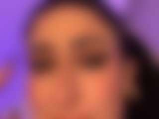 MadeleineMorales's Live Sex Cam Show