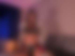 MadeleineMorales's Live Sex Cam Show