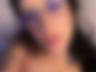 MadeleineMorales's Live Sex Cam Show