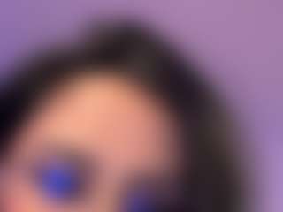 MadeleineMorales's Live Sex Cam Show