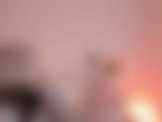 Live cam show with MadeleineMorales - Nora on Camsoda