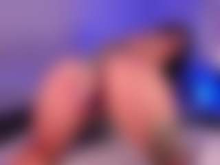 MadeleineMorales's Live Sex Cam Show