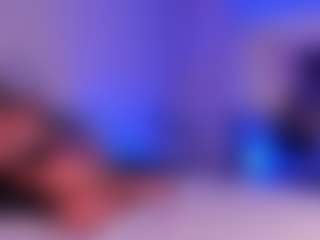 Live cam show with MadeleineMorales - Squirt on CamClone