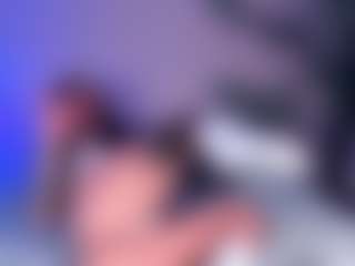 Live cam show with MadeleineMorales - Oil on crypto-cams