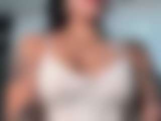 MadeleineMorales's Live Sex Cam Show