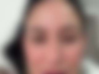 Live cam show with MadeleineMorales - Shaved Pussy Big Tits on livesuperchat.net