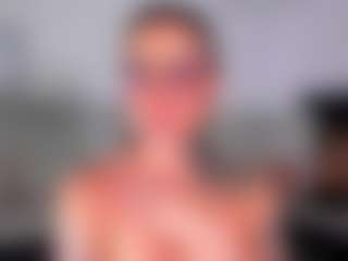 MadeleineMorales's Live Sex Cam Show
