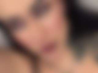 MadeleineMorales's Live Sex Cam Show