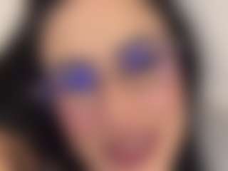 MadeleineMorales's Live Sex Cam Show