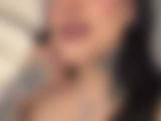 MadeleineMorales's Live Sex Cam Show