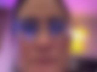 MadeleineMorales's Live Sex Cam Show