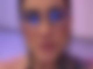 MadeleineMorales's Live Sex Cam Show