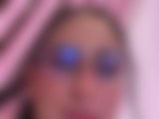 MadeleineMorales's Live Sex Cam Show