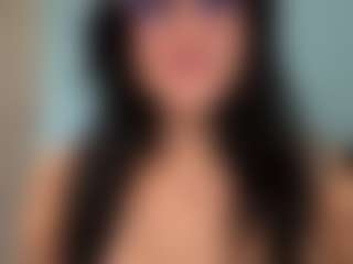 MadeleineMorales's Live Sex Cam Show
