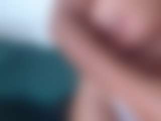 alanajonees's Live Sex Cam Show