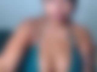 Live cam show with alanajonees - Black Toys on Mixed Magazine Live