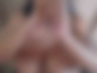 alanajonees's Live Sex Cam Show