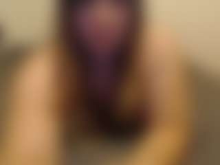 Live cam show with Sexy Marlee - Gray Eyes on Camsoda