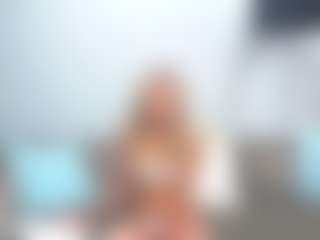 Live cam show with chrystalmills - BBW on fapnchat