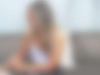 Live cam show with chrystalmills - Wife on Nude Live Now
