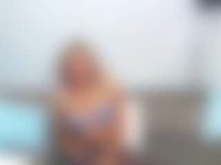 chrystalmills's Live Sex Cam Show