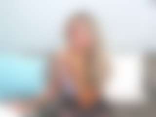 chrystalmills MILF webcam performer live streaming