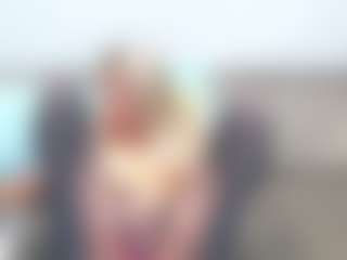 chrystalmills's Live Sex Cam Show