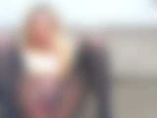 chrystalmills's Live Sex Cam Show