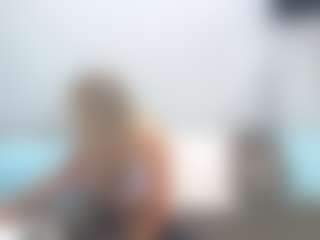 chrystalmills's Live Sex Cam Show