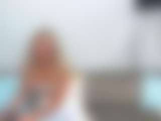 Live cam show with chrystalmills - Living Room on CamClone