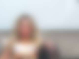 Live cam show with chrystalmills - Stockings on crypto-cams